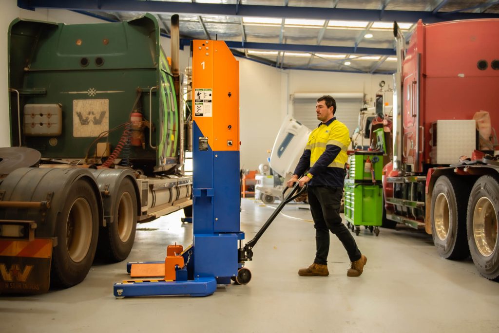 5500kg Wireless Column Lift